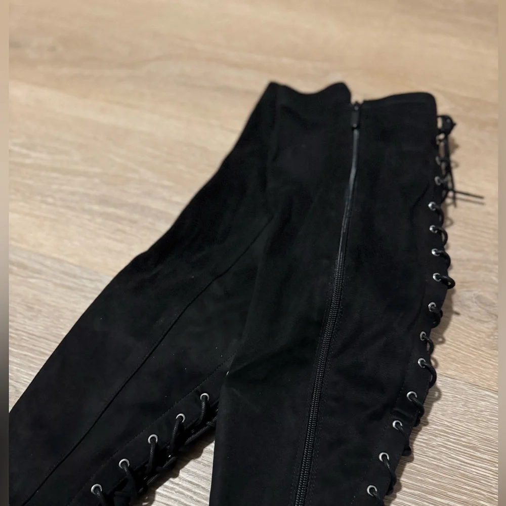 Torrid Elegant Black Knee-High Women's Boots